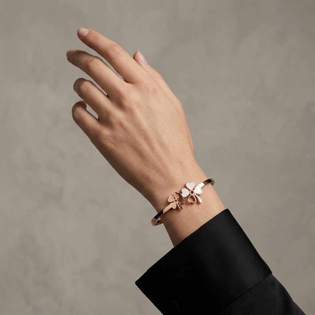 Four Leaf Clover Hinged Bangle Rose Gold